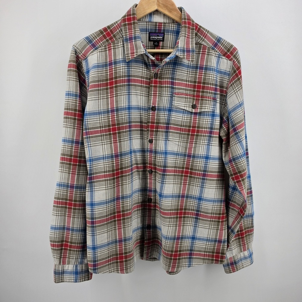 Patagonia 100% Organic Cotton Fjord Flannel Button-Up Plaid Shirt Men's Medium